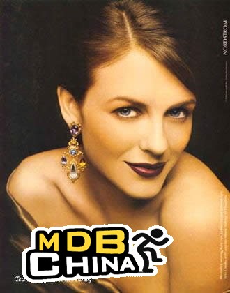 伊莉莎白·赫莉57991