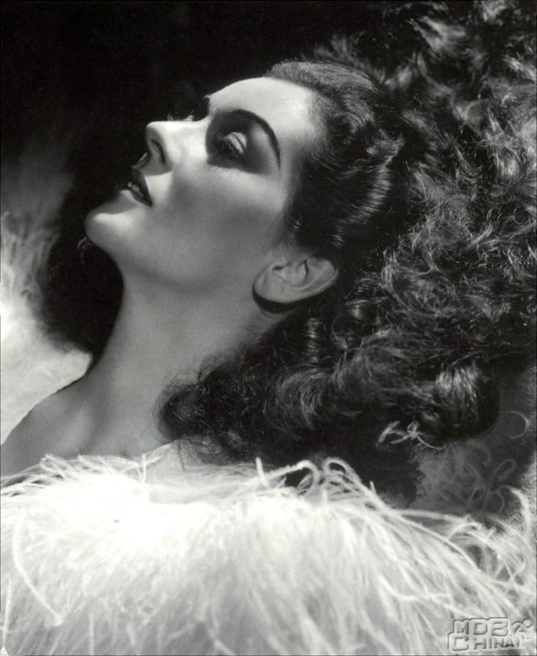 罗莎琳德·拉塞尔172059