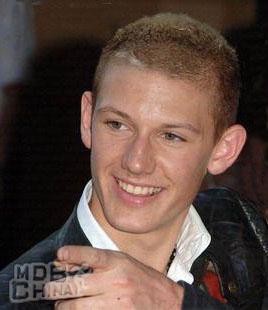 阿历克斯·派迪弗68877